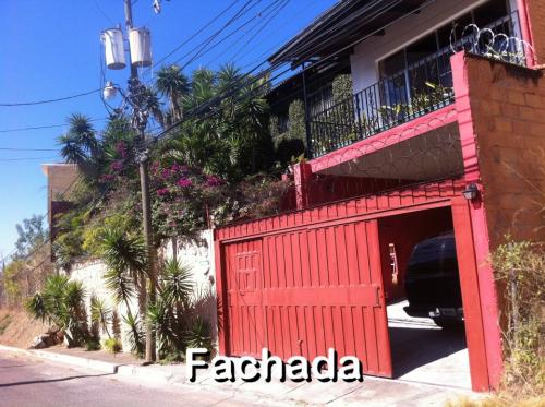 Se vende hermosa vivienda en Lomas del Mayab