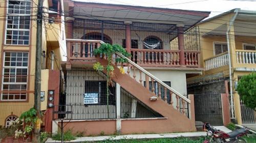 SE ALQUILA APARTAMENTO  COLONIA RIVIERA