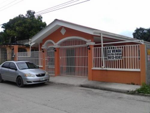 SE VENDE CASA COLONIA   MONTE CRISTO