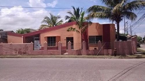 SE VENDE CASA  RES.NARANJAL