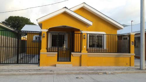 SE VENDE CASA  RESIDENCIAL  VISTA DE SATUYE 
