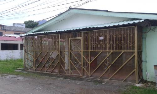 SE VENDE CASA COLONIA SUTRAFCO 
