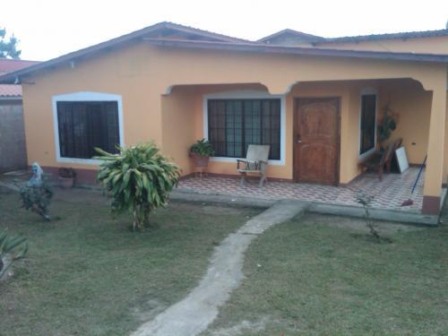 VENDO CASA EN SIGUATEPEQUE desvio Asia la esperanza 