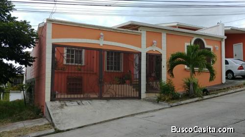 VENTA DE CASA EN VILLA PINO CERCA DEL AEROPUERTO TONCONTIN