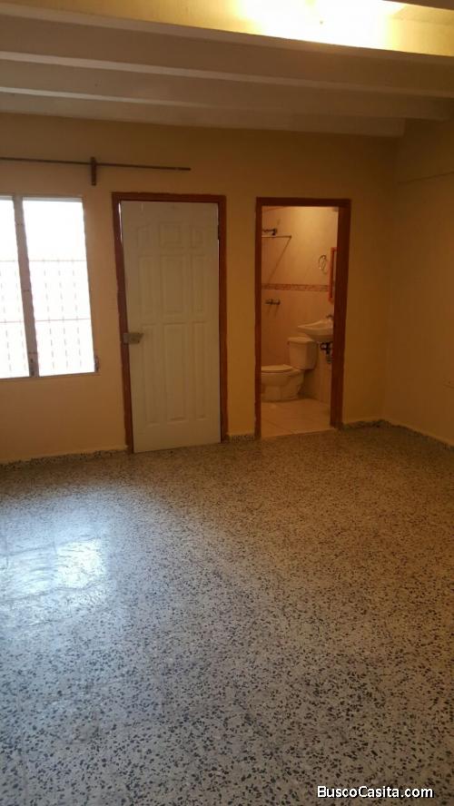Se rentan apartamentos en La Ceiba, con o sin muebles.