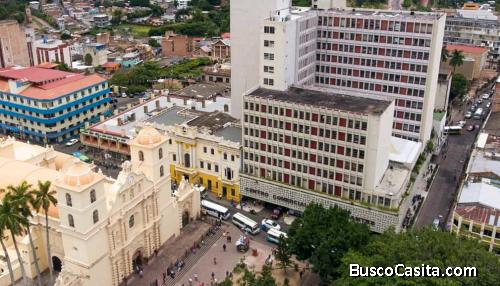 Local en edificio Midence Soto