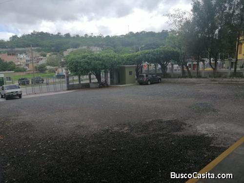 BODEGA EN RENTA EN COMPLEJO PRIVADO