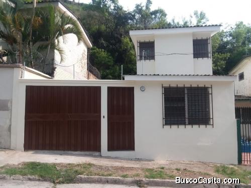 En venta casa recién remodelada en Tiloarque II Etapa