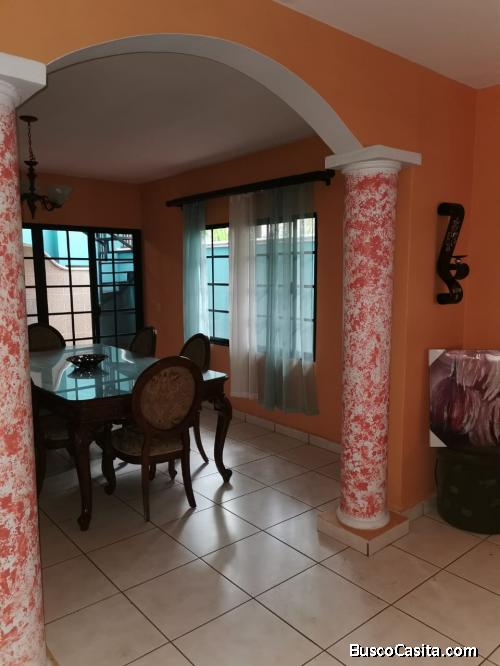 DE VENTA ACOGEDORA CASA EN LOS ARCOS