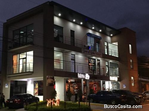 	 LOCALES COMERCIALES DISPONIBLES DE ALQUILER EN PLAZA  910