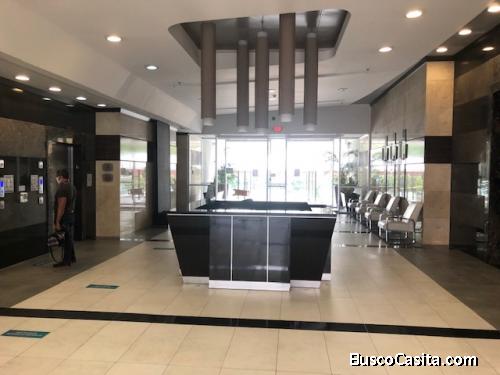 DE VENTA OFICINA DISPONIBLE Y AMOBLADA EN ALTIA BUSINESS PARK, TORRE 2