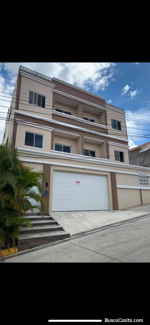 SE RENTAN LINDOS APARTAMENTOS EN RESIDENCIAL LAS UVAS ZONA HERMOSA Y ACCESIBLE 
