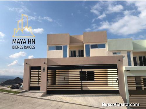 Se Vende Hermosa Casa en Res. El Sauce Villa Los Cipreses