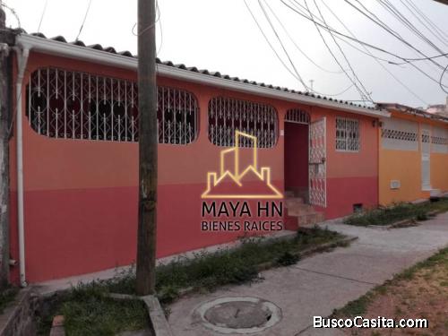 Se vende casa en Res. Plaza