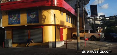 LOCAL COMERCIAL DE ESQUINA BOULEVARD MORAZAN 