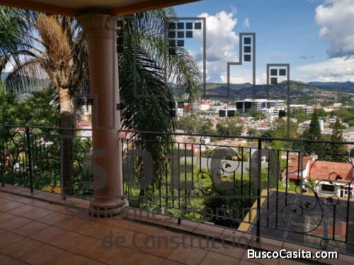 Renta de Espectacular vivienda en zona de Alta Plusvalia de la Capital