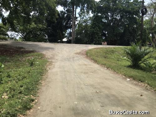 Hermosa Propiedad contiguo a Jardín Botánico Lancetilla 