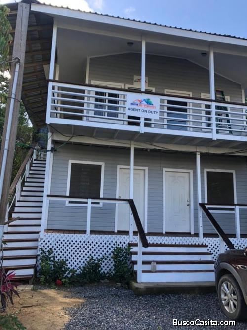 Vendo apartamento con 2 locales cerca de la playa en Roatán 