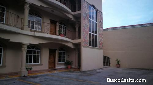 SE RENTA AMPLIO APARTAMENTO SECTOR UTH SPS
