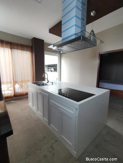 Se alquila apartamento amueblado en Campisa 