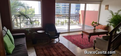 Se vende casa en lomas del mayab