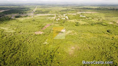 Terrenos Comayagua (3Km antes del aeropuerto Palmerola