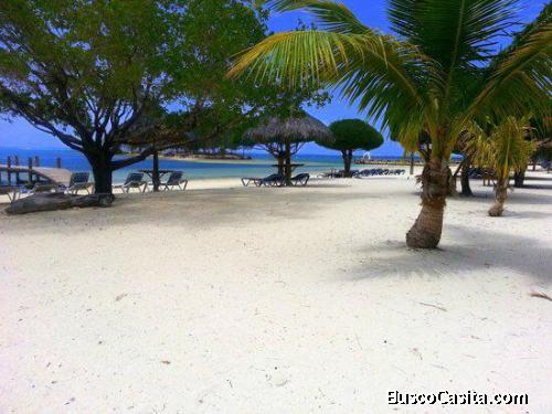 Últimos lotes cerca de la playa y bellas montañas, en Roatán!!