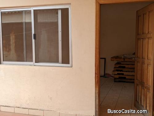 Casa ideal para negocio en Barrio Abajo