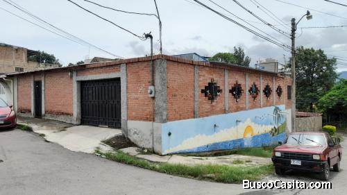 Se Vende Casa Col. Loarque