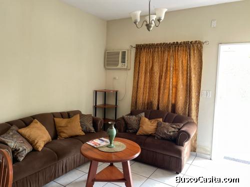 Se Alquila Apartamento Amueblado en Jardines del Valle