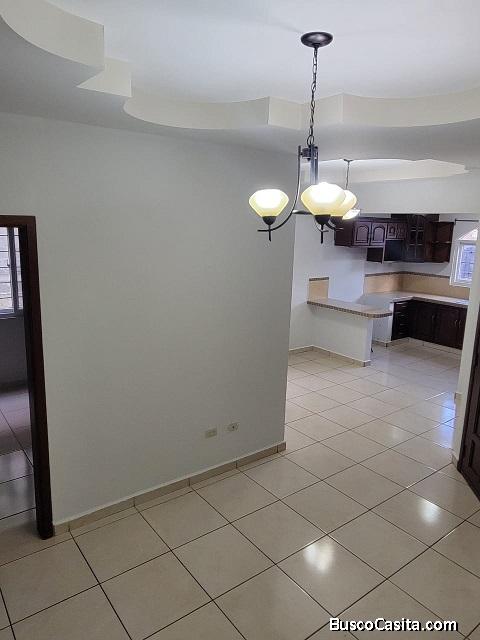 SE RENTA APARTAMENTO SECTOR MACKAY SPS