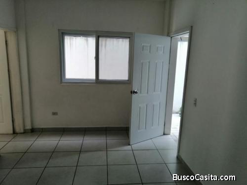 SE RENTA APARTAMENTO (SECTOR LOS ALAMOS)