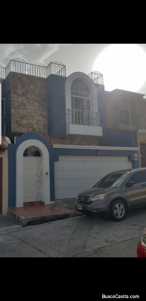 Se vende casa en Residencial las hadas 