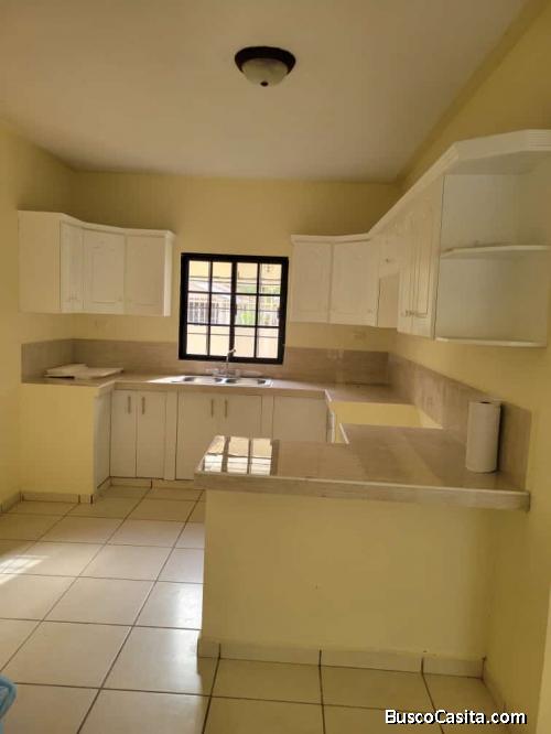 Venta de casa en Colonia Santa Monica, San Pedro Sula 