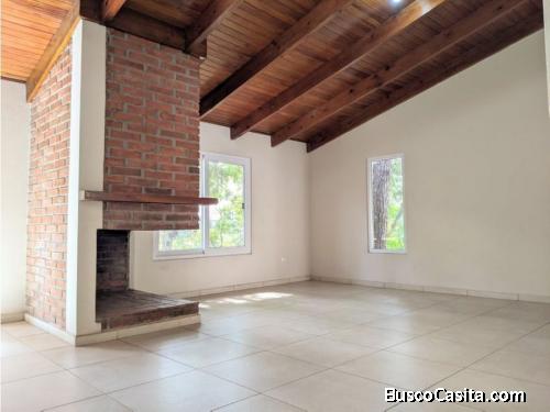 Se Vende Hermosa Casa Santa Lucia