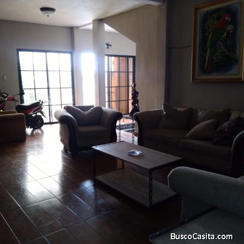 Se Vende Casa Col. La Joya