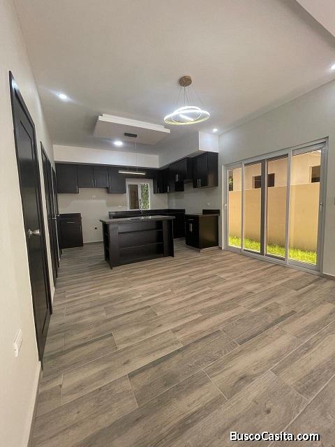 RENTA DE TOWN HOUSE RESIDENCIAL POTOSI-SPS