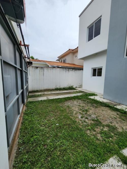 TOWNHOUSE EN RENTA SECTOR CASA MAYA SPS
