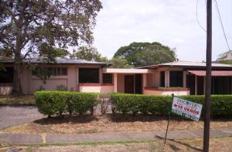 Id150-Casa en venta - Managua , Los Robles