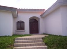 Id1953-Casa en venta - Managua , Carretera Masaya