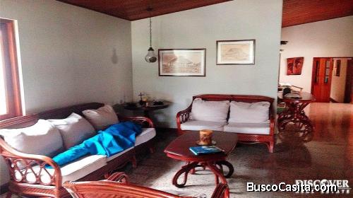 Casa en Venta y Alquiler en Bolonia ID10241