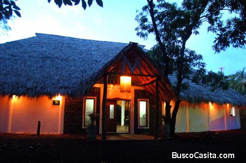 Venta Hotel-Restaurante Eco-Lodge en Playa Masachapa-San Rafael del Sur