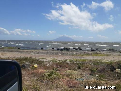 Se venden 2 lotes de terreno.