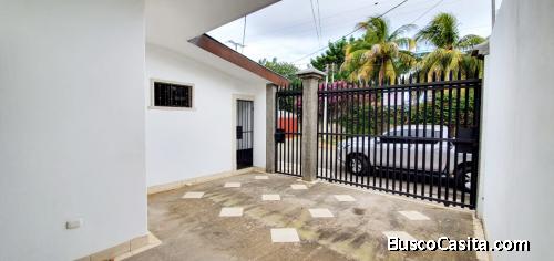 Se alquila casa en bosque de Bolonia