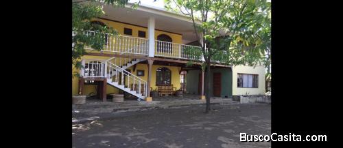 SE VENDE HERMOSA PROPIEDAD COSTERA