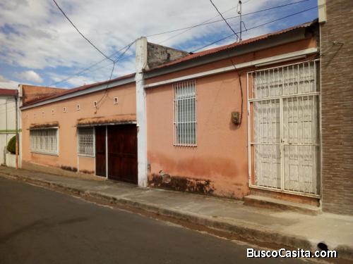 Se renta casa para negocio o vivienda 