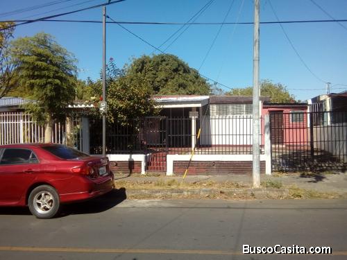 Espaciosa casa en residencial centrico