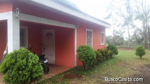 Se  vende linda y cómoda casa