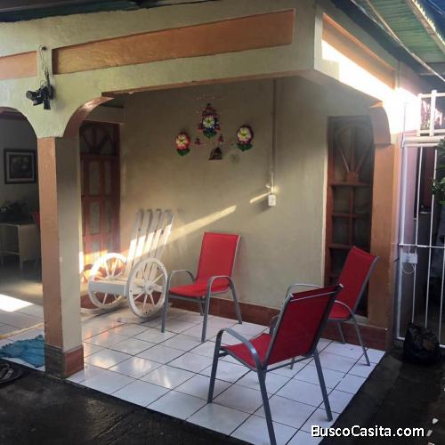 VENDO CASA EN WASPAN NORTE 88177776 