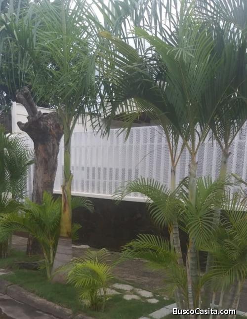 Vendo casa en Ciudad Jardin letra R #42